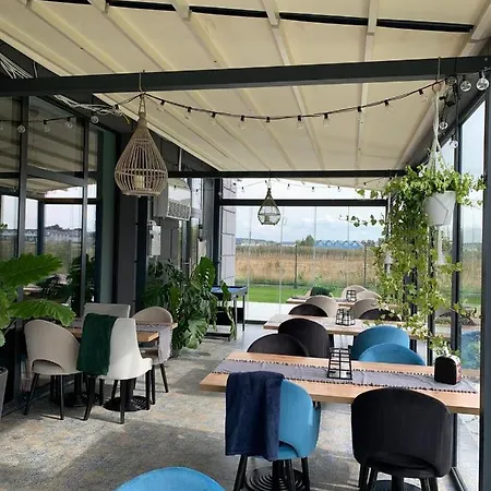 Z Basenem Apartment *